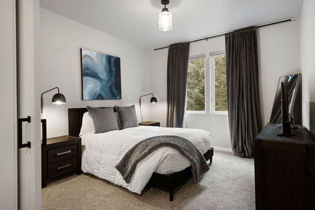 17181 Merganser Drive, Bend, OR 97707