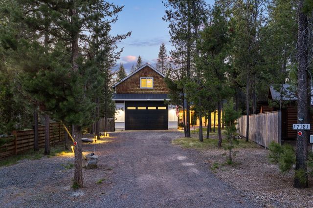 17181 Merganser Drive, Bend, OR 97707