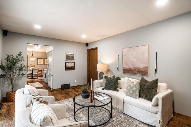 1825 Wolf ROAD, Waukesha, WI 53186