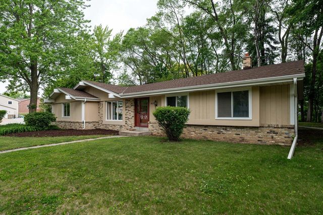 1825 Wolf ROAD, Waukesha, WI 53186