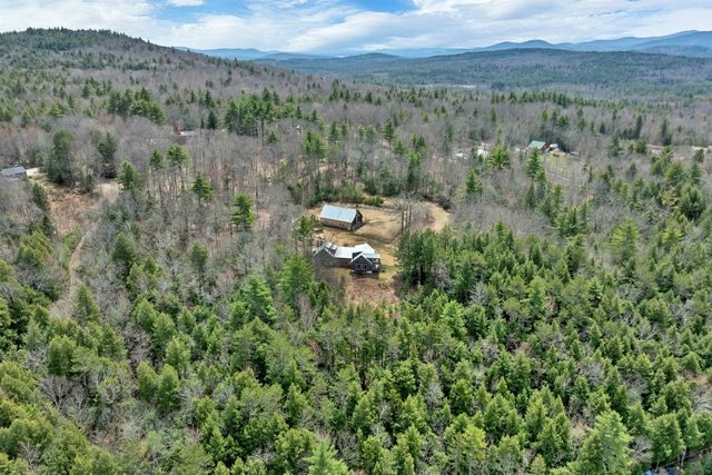 17 Croto Lane, Albany, NH 03818