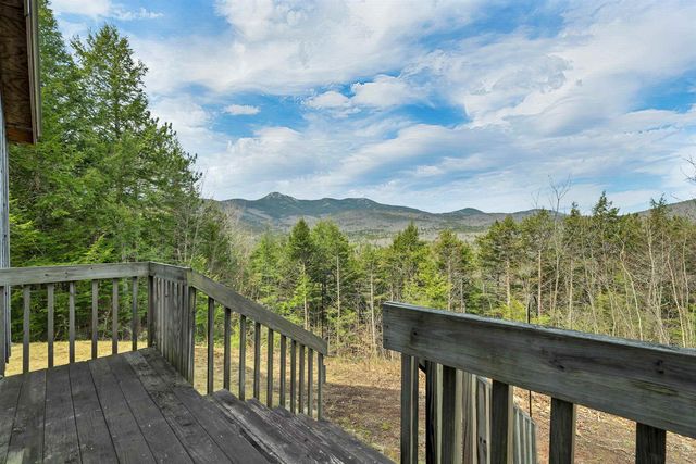 17 Croto Lane, Albany, NH 03818
