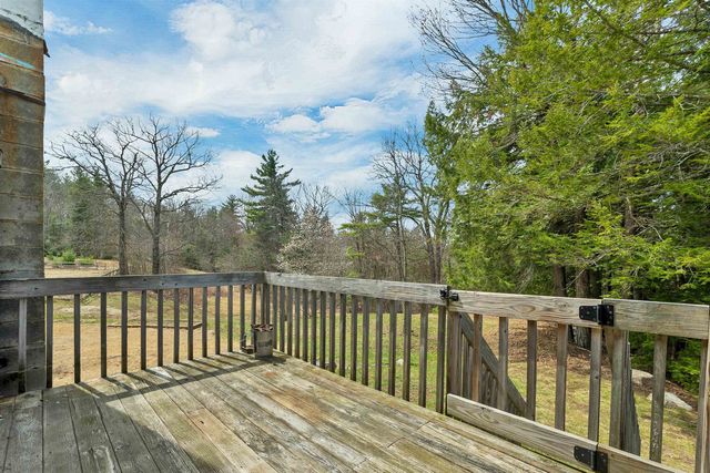 17 Croto Lane, Albany, NH 03818
