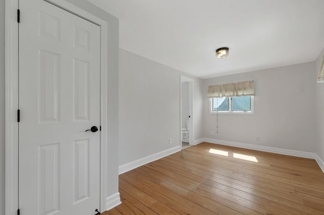 17 Croto Lane, Albany, NH 03818
