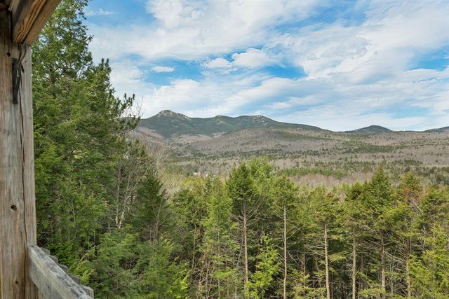 17 Croto Lane, Albany, NH 03818