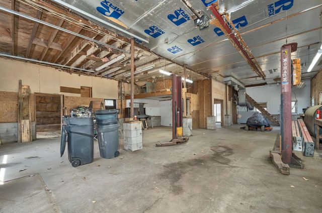 17 Croto Lane, Albany, NH 03818