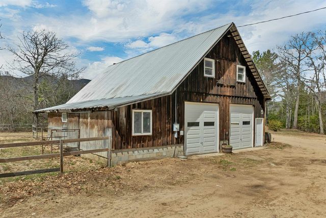 17 Croto Lane, Albany, NH 03818