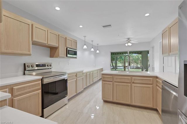 219 Monterey DR, Naples, FL 34119