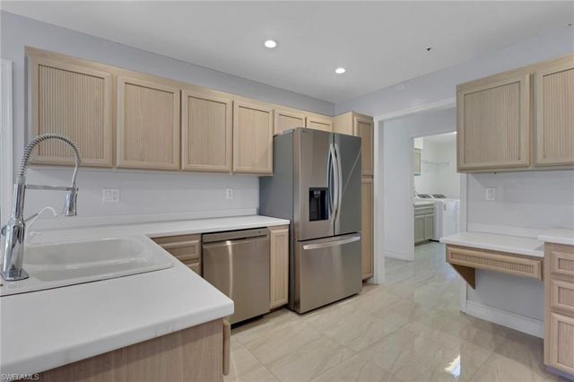 219 Monterey DR, Naples, FL 34119