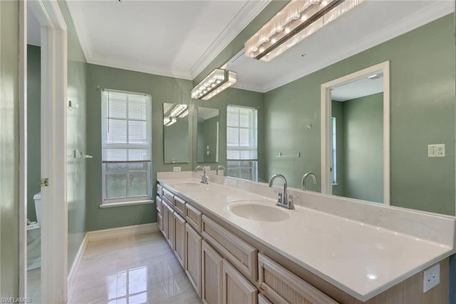 219 Monterey DR, Naples, FL 34119