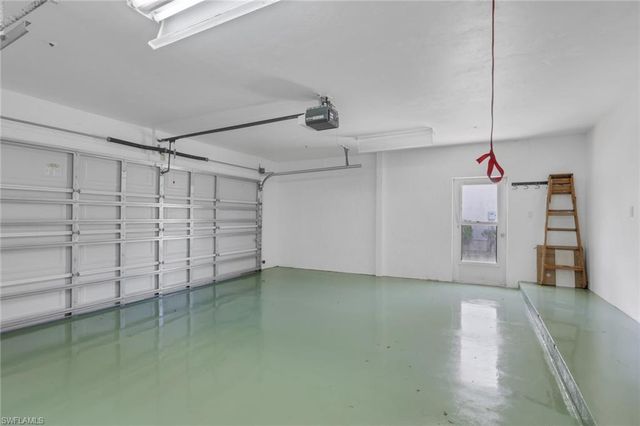 219 Monterey DR, Naples, FL 34119