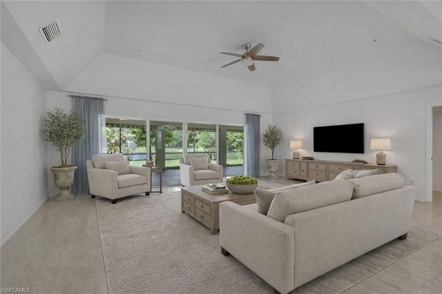 219 Monterey DR, Naples, FL 34119