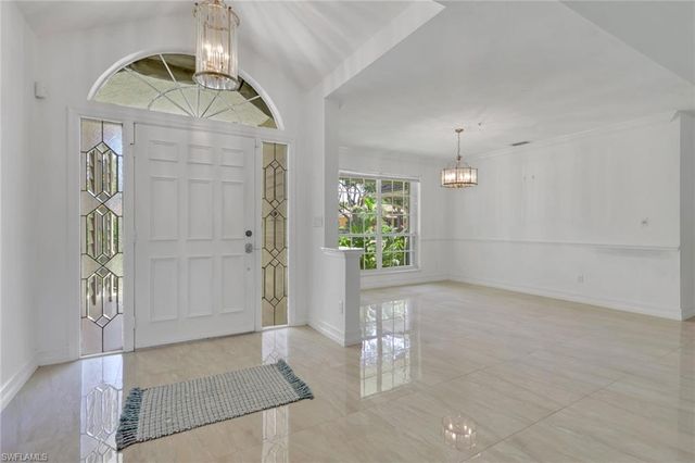 219 Monterey DR, Naples, FL 34119