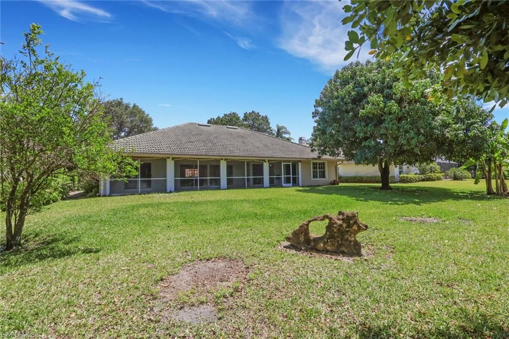 219 Monterey DR, NAPLES, FL 34119 — photo 4