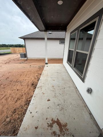 25537 Flora Bella LN, Elgin, TX 78621