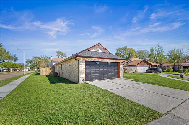 8210 Windfall Court, Houston, TX 77040