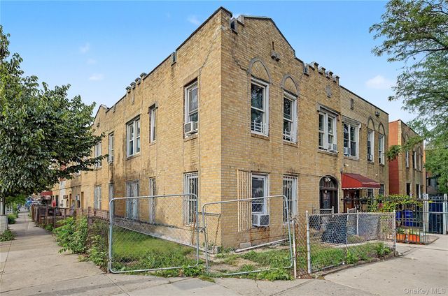 1661 E 172nd Street, Bronx, NY 10472