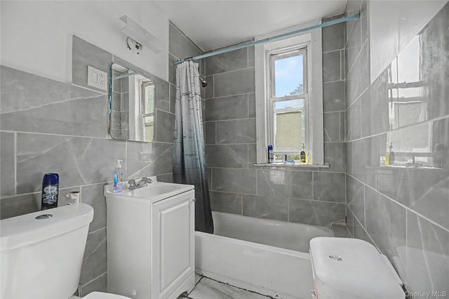 1661 E 172nd Street, Bronx, NY 10472