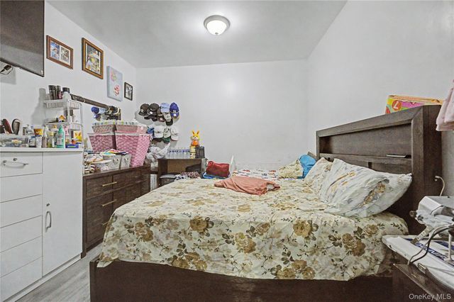 1661 E 172nd Street, Bronx, NY 10472