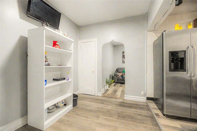 1661 E 172nd Street, Bronx, NY 10472