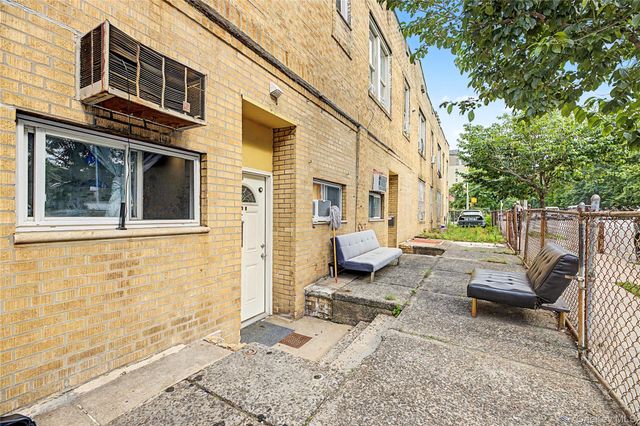 1661 E 172nd Street, Bronx, NY 10472