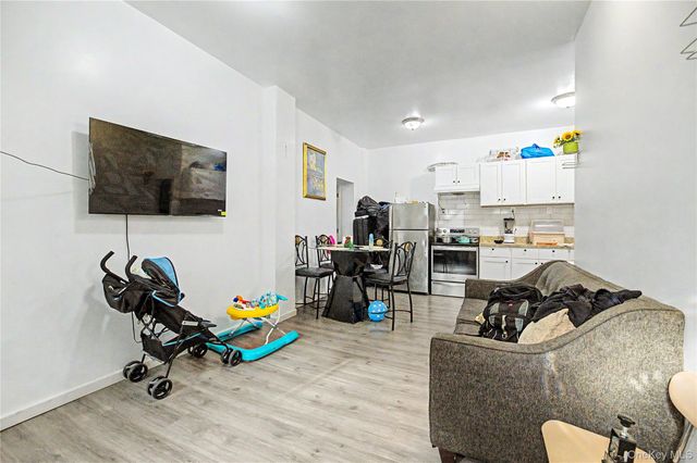 1661 E 172nd Street, Bronx, NY 10472