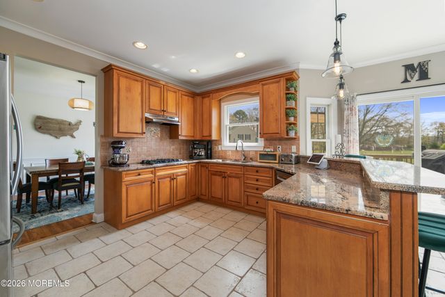 173 W Pleasant Grove Road, Jackson, NJ 08527