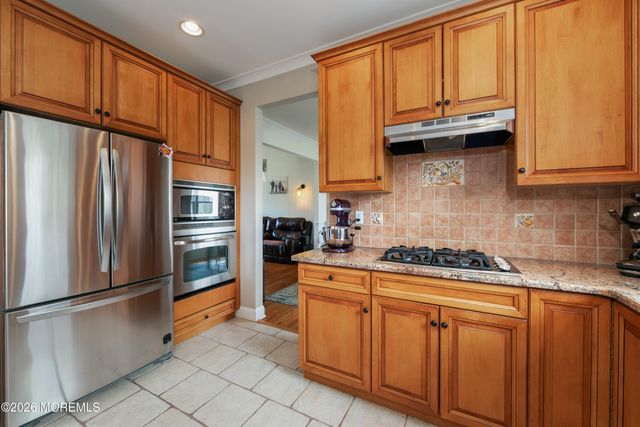 173 W Pleasant Grove Road, Jackson, NJ 08527