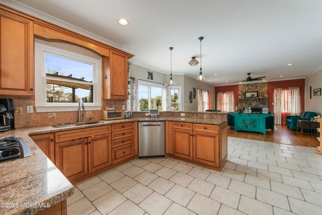 173 W Pleasant Grove Road, Jackson, NJ 08527