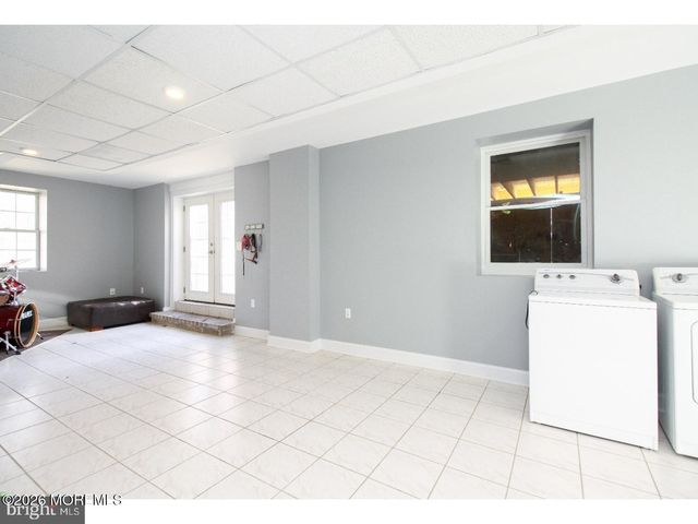 173 W Pleasant Grove Road, Jackson, NJ 08527
