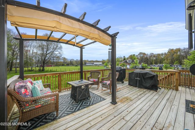 173 W Pleasant Grove Road, Jackson, NJ 08527