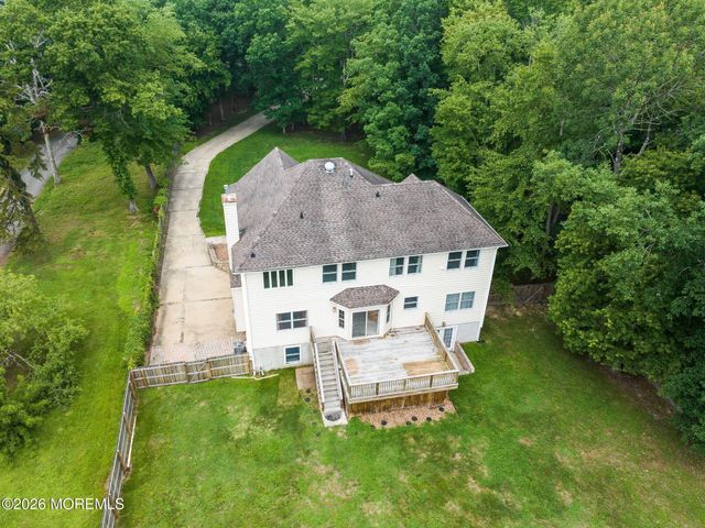 173 W Pleasant Grove Road, Jackson, NJ 08527