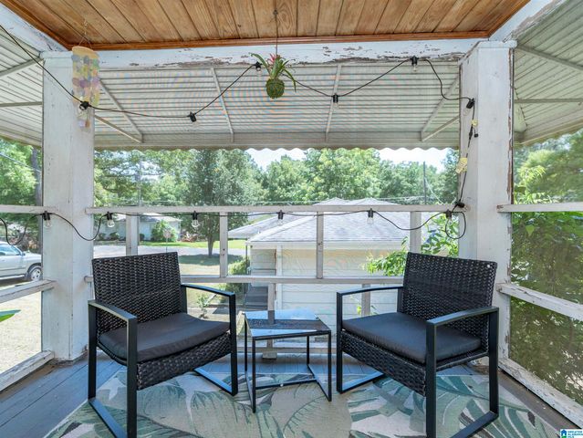 130 VINES AVENUE, Hueytown, AL 35023