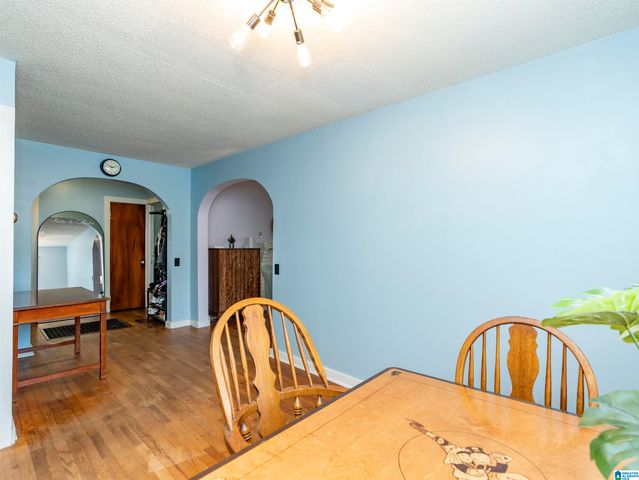 130 VINES AVENUE, Hueytown, AL 35023