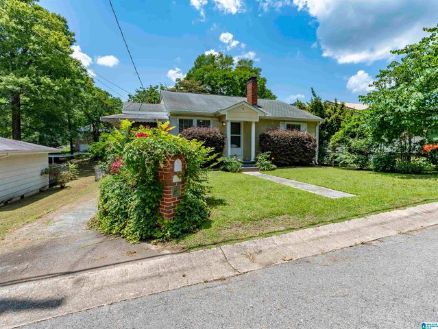 130 VINES AVENUE, Hueytown, AL 35023