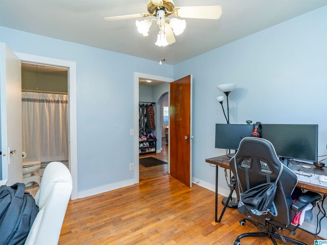 130 VINES AVENUE, Hueytown, AL 35023