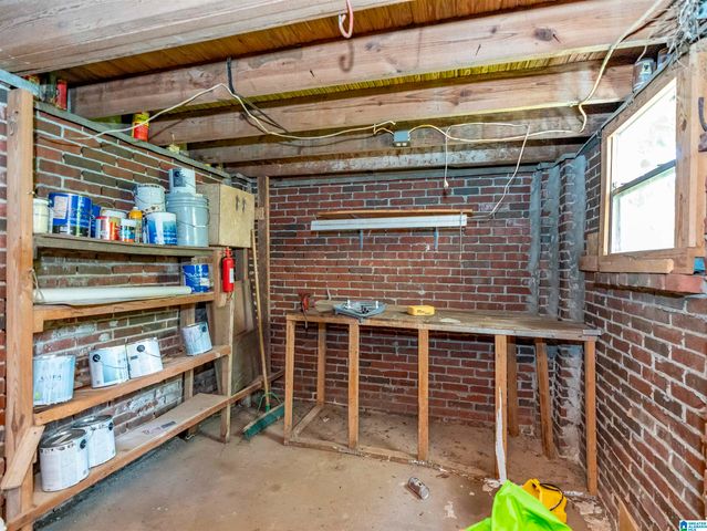 130 VINES AVENUE, Hueytown, AL 35023