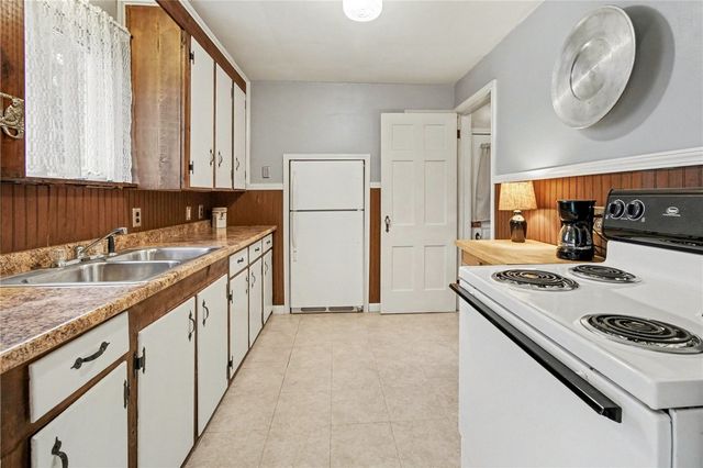 622 Bonesteel Street, Greece, NY 14616