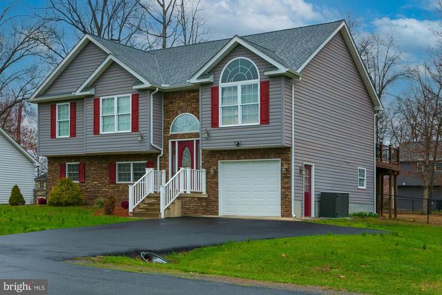 169 LURE CT, Inwood, WV 25428