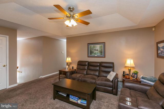 169 LURE CT, Inwood, WV 25428