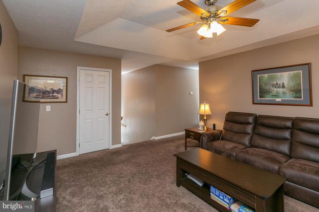 169 LURE CT, Inwood, WV 25428