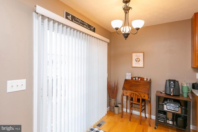 169 LURE CT, Inwood, WV 25428