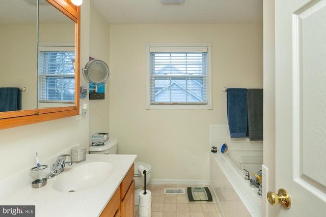 169 LURE CT, Inwood, WV 25428