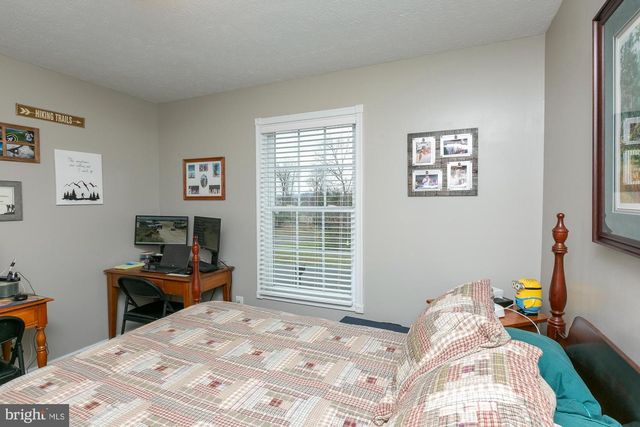 169 LURE CT, Inwood, WV 25428