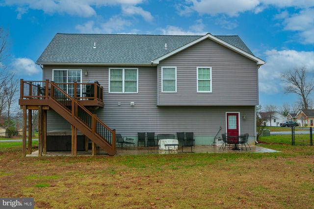 169 LURE CT, Inwood, WV 25428