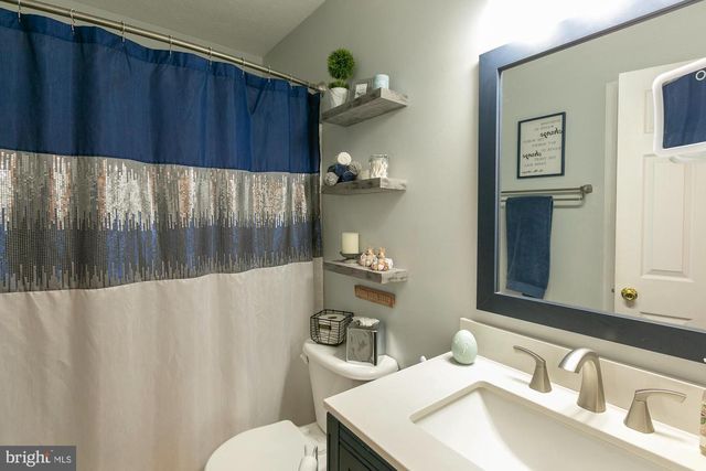 169 LURE CT, Inwood, WV 25428