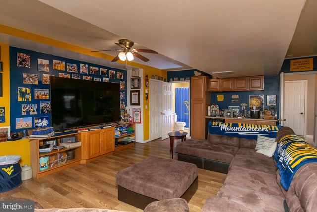 169 LURE CT, Inwood, WV 25428