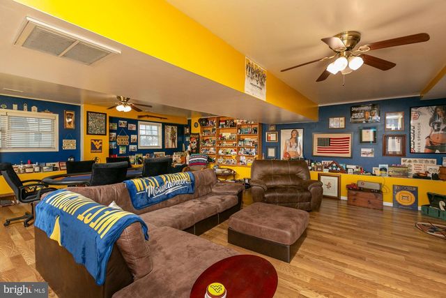 169 LURE CT, Inwood, WV 25428