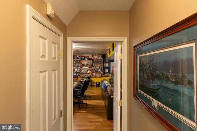 169 LURE CT, Inwood, WV 25428