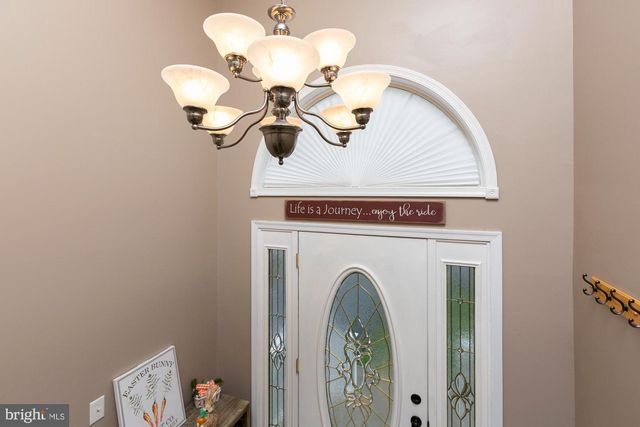 169 LURE CT, Inwood, WV 25428